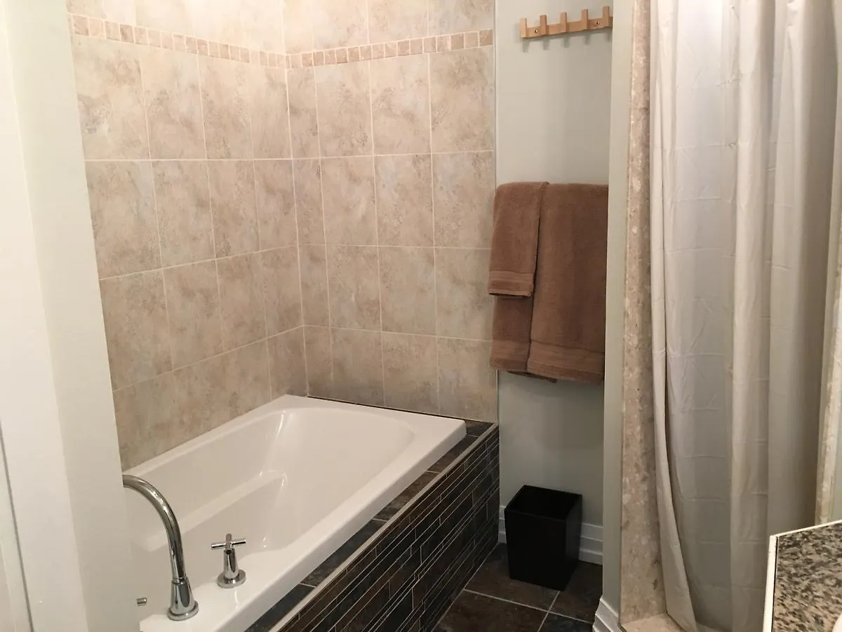 Annex Loft Apartment Toronto