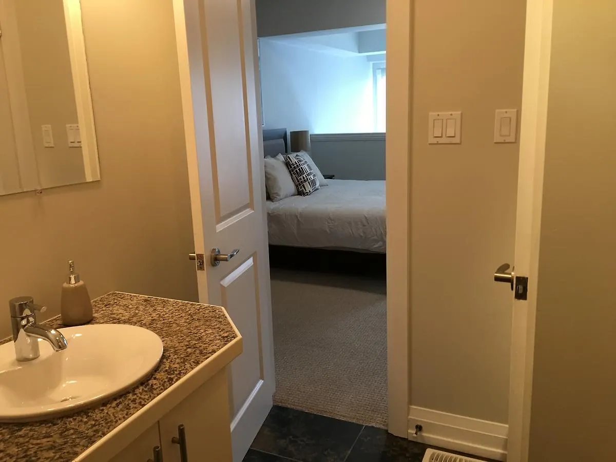 Annex Loft Apartment Toronto Canada