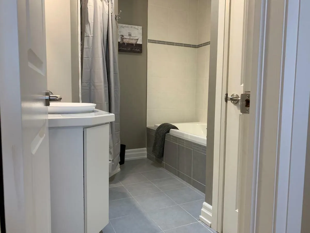 Annex Loft Apartment Toronto