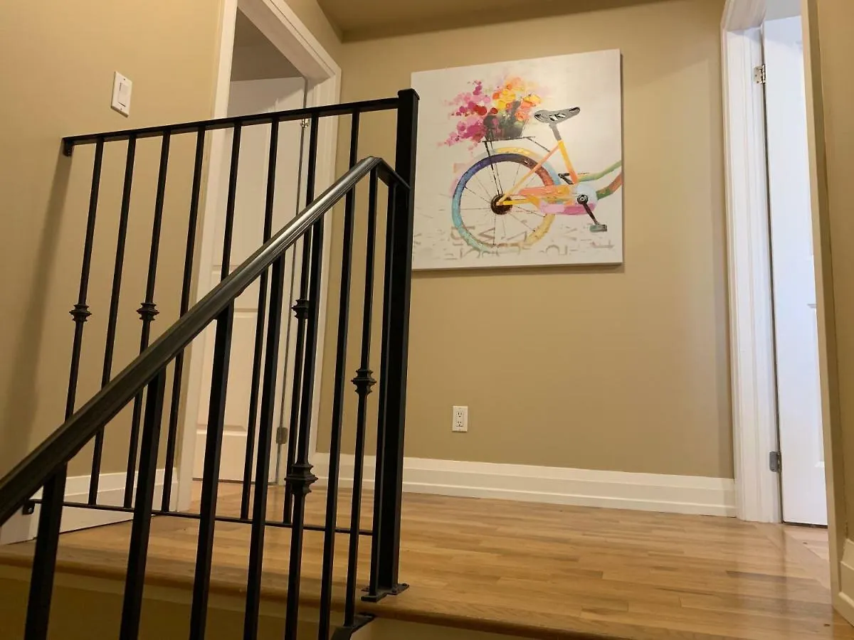 Annex Loft Apartment Toronto